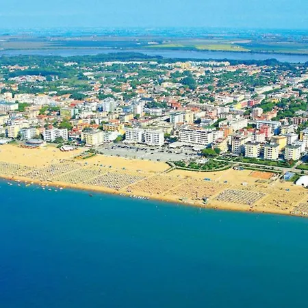 Bright House With Garden Near To The - Beahost Μπιμπιόνε