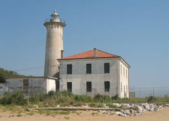 Bright House With Garden Near To The - Beahost * Бибионе